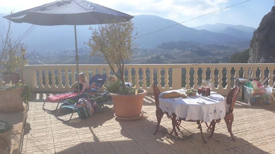 Villa Romana Mountainside Apartment In Alcalali, Jalon Valley Alcalalí Exterior photo